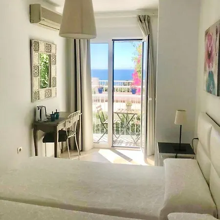 Guest house Tres Soles Nerja