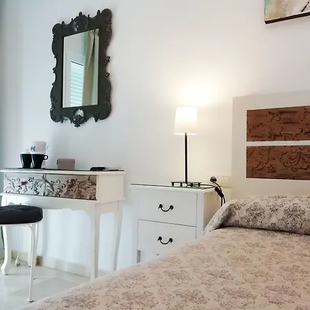 Tres Soles Гостьовий будинок 3*