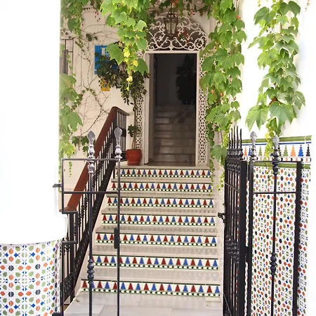 게스트하우스 트레스 솔레스 3*