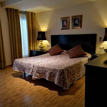 Tres Soles Guest house Nerja