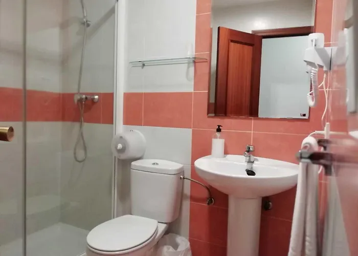 Tres Soles 3* نيرخا